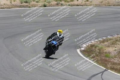 media/Apr-20-2025-AHRMA (Sun) [[393a79c373]]/Race/Group 5/Turn 4b/